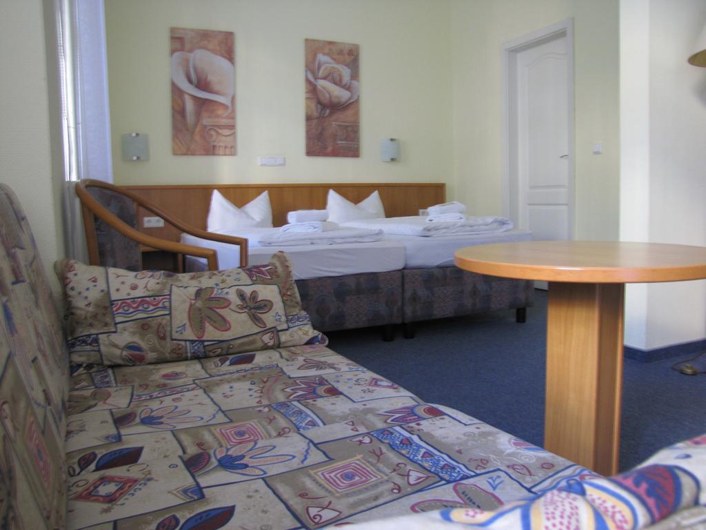 Central Hotel Gera Dış mekan fotoğraf