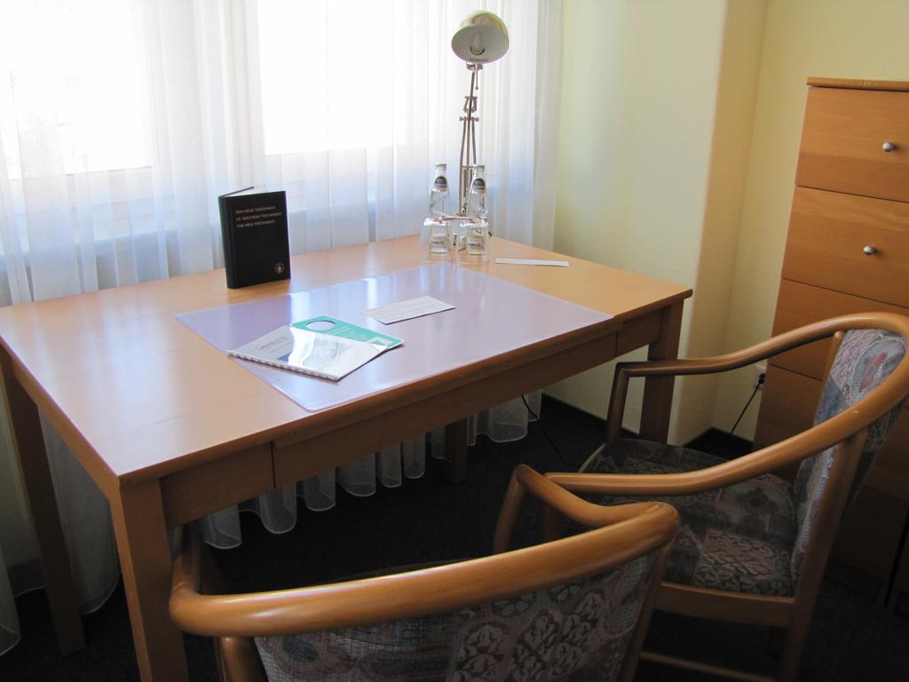 Central Hotel Gera Dış mekan fotoğraf