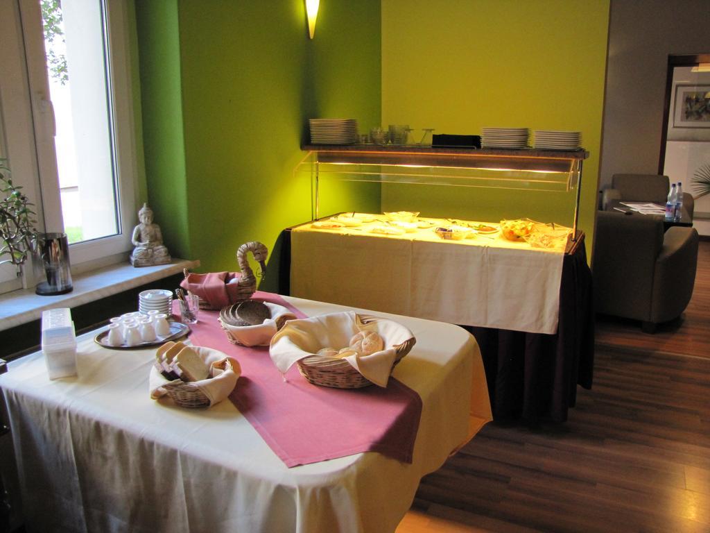 Central Hotel Gera Dış mekan fotoğraf